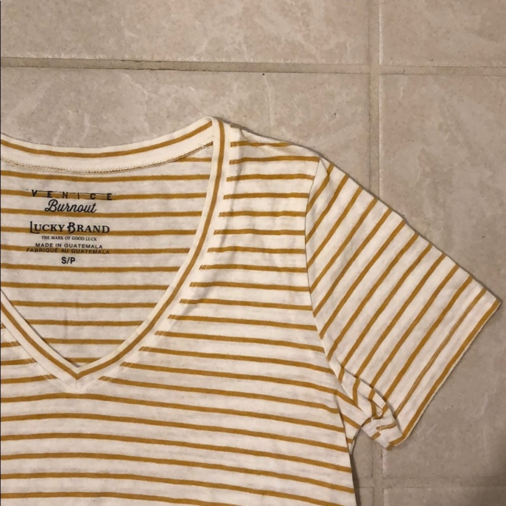 Mustard yellow striped tee